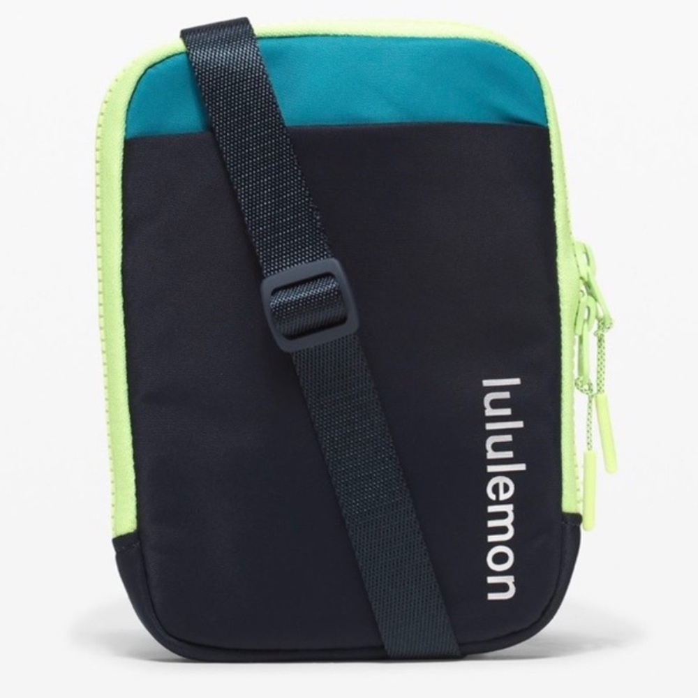 Lululemon Easy Access Crossbody